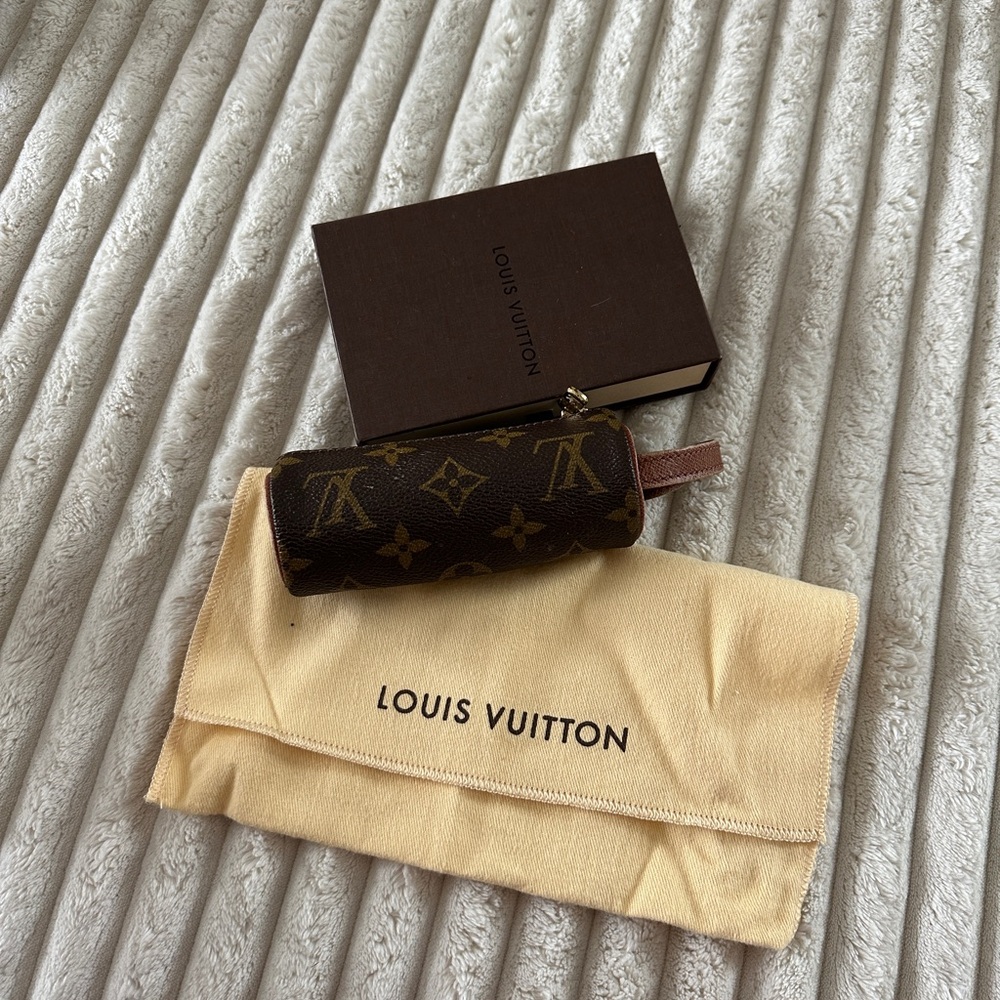 Louis Vuitton Mini papillon